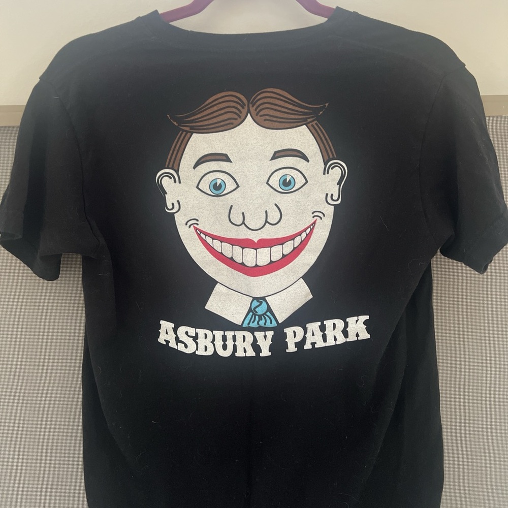 Black asbury Park graphic T-shirt (Tilly)